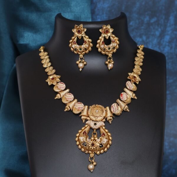 Gold Plated Antique Graceful Jewellery Set for Women and girls VSNEC004