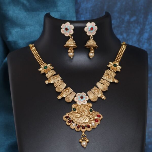 High Gold Plated Antique Graceful Jewellery Set VSNEC002