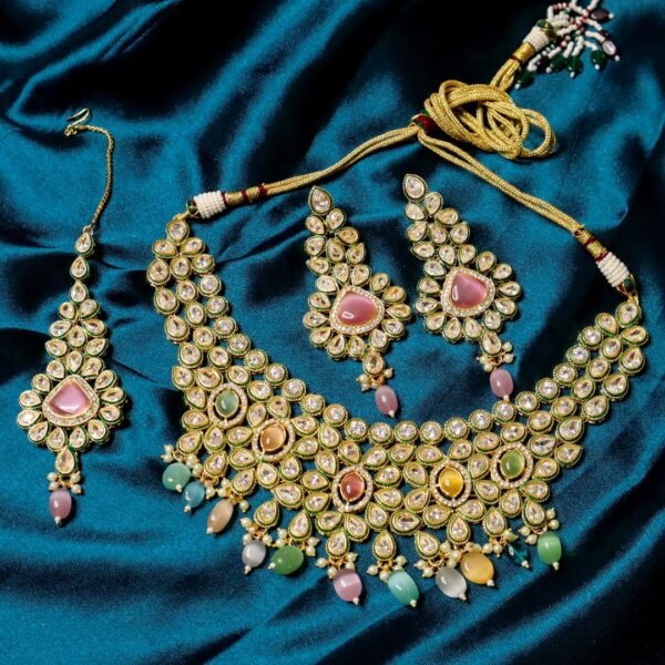 Multi Color Kundan Bridal Necklace With Earring & Maangtikka