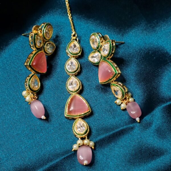 Multi Color Kundan Necklace Set With Earring & Bindi